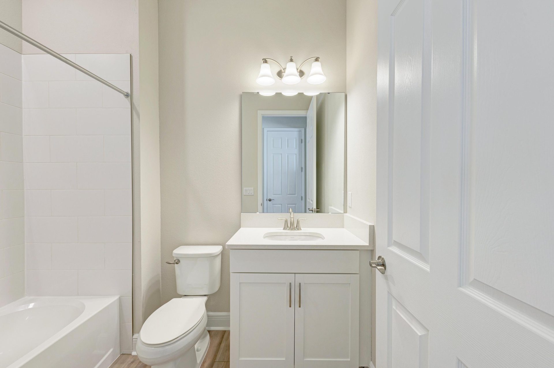 Biscayne II - 13068 Homestead Lane - Bath 3