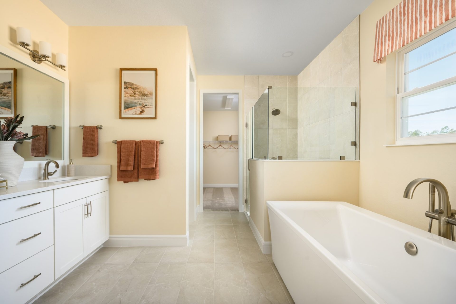 Bayside II at Pasadena Woods | Owner's Bath
