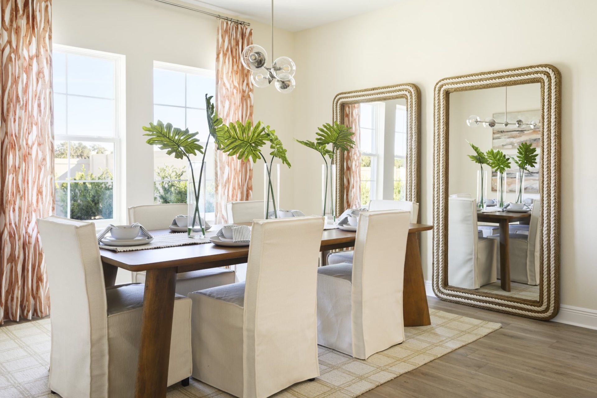 Bayside II at Pasadena Woods | Dining Room