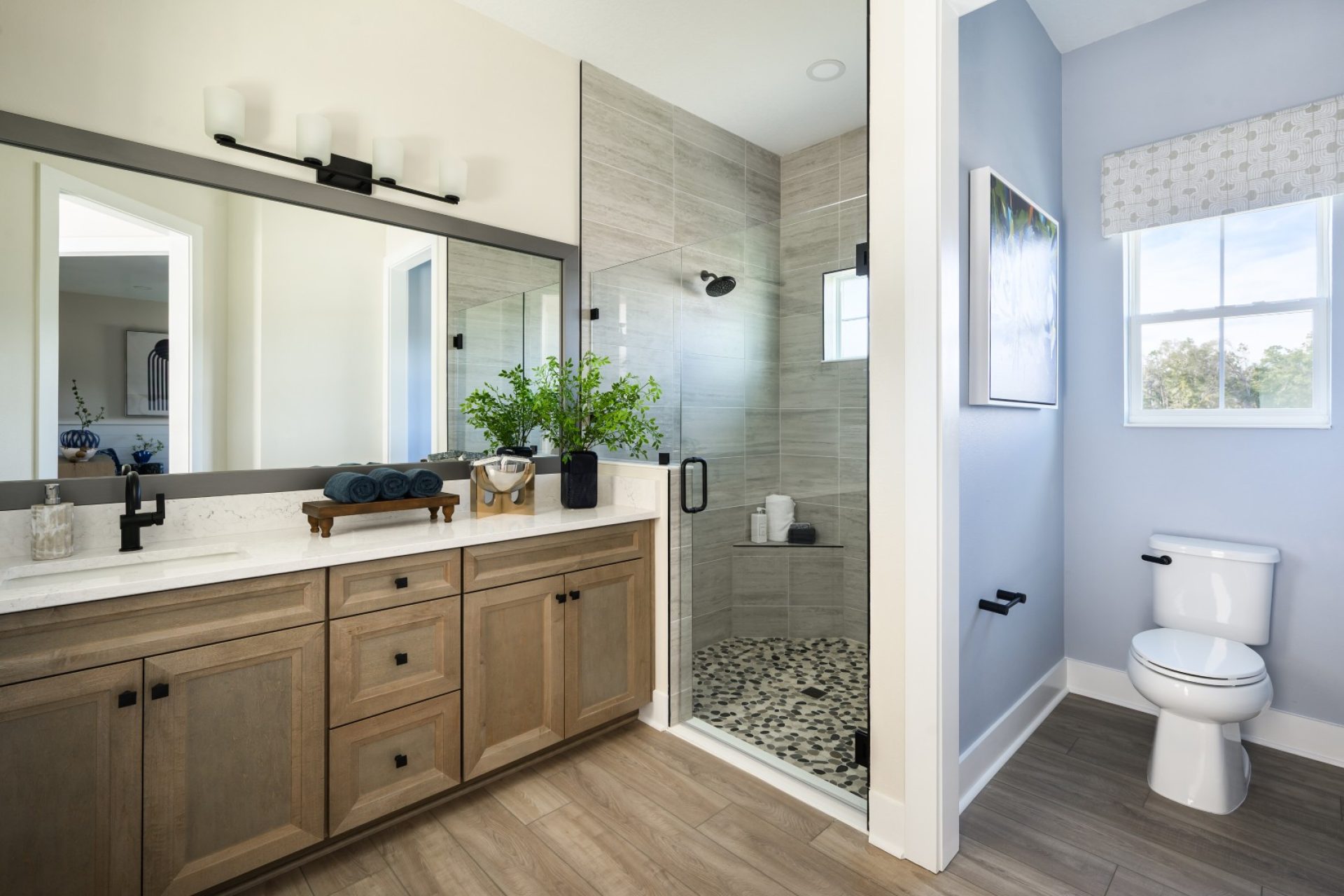 Madeira III at Pasadena Woods | Secondary Bathroom