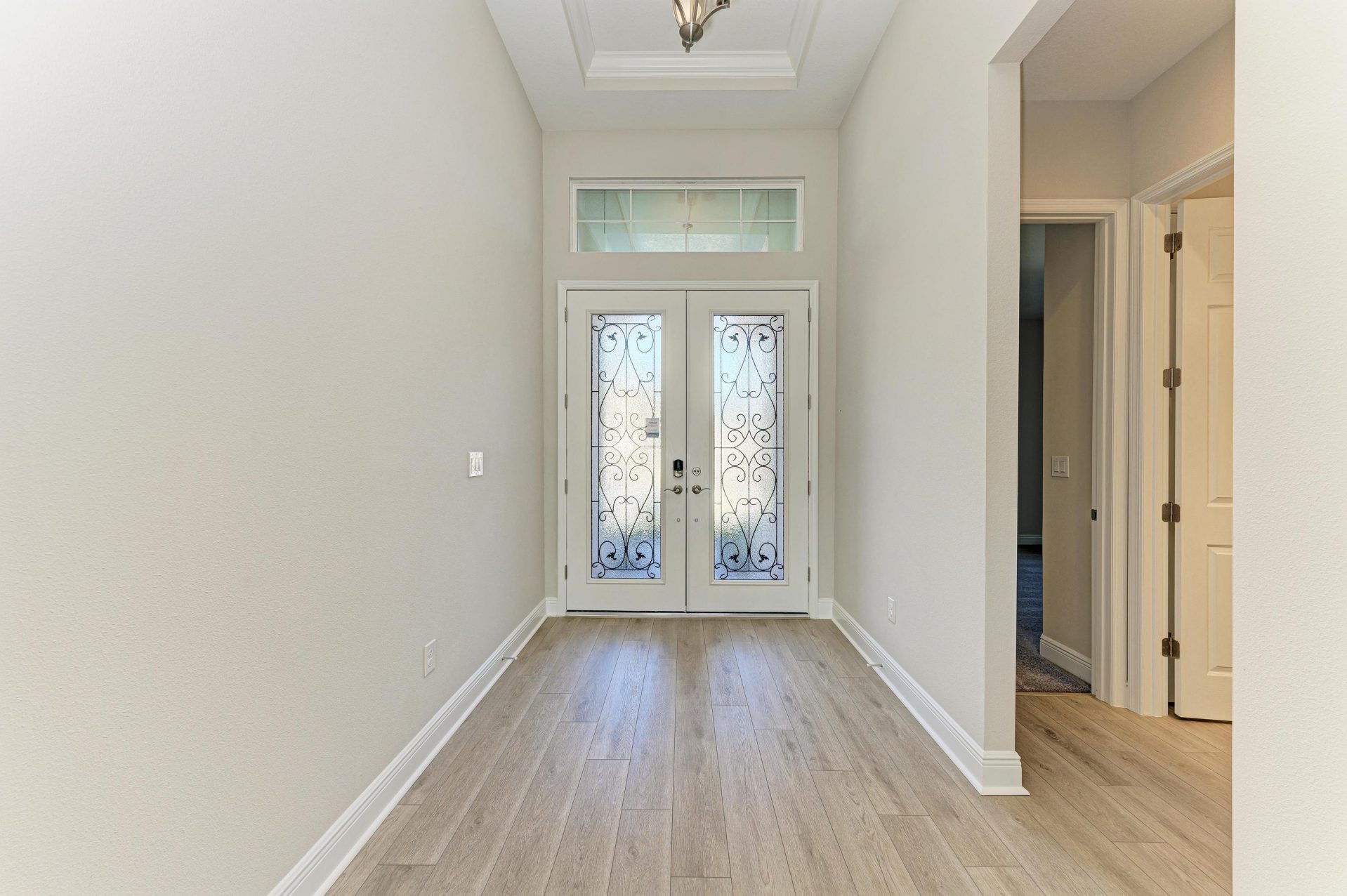 14867 Rider Pass - ENTRY WAY