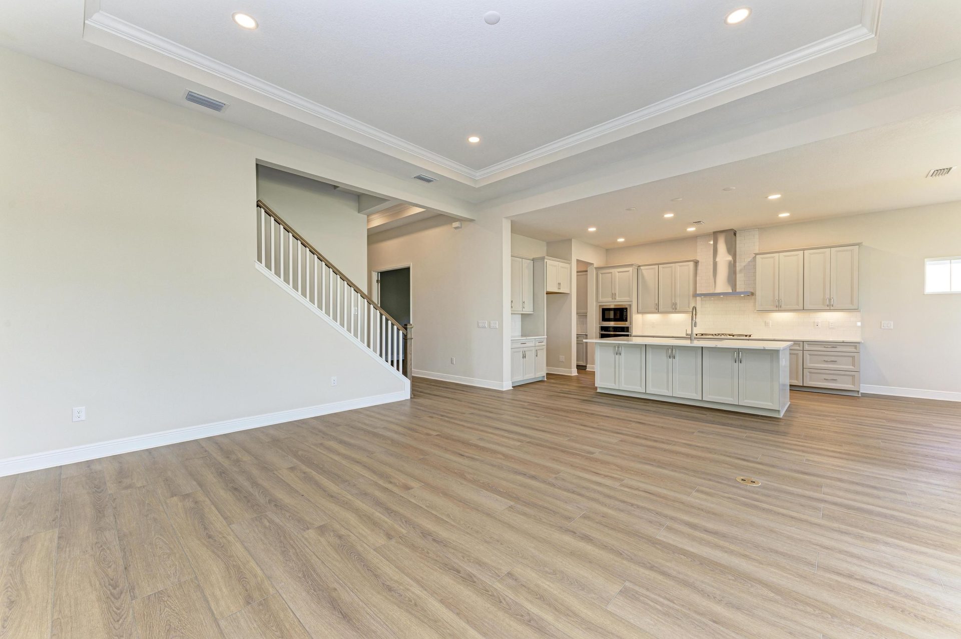 10858 Spring Sapling - GRAND