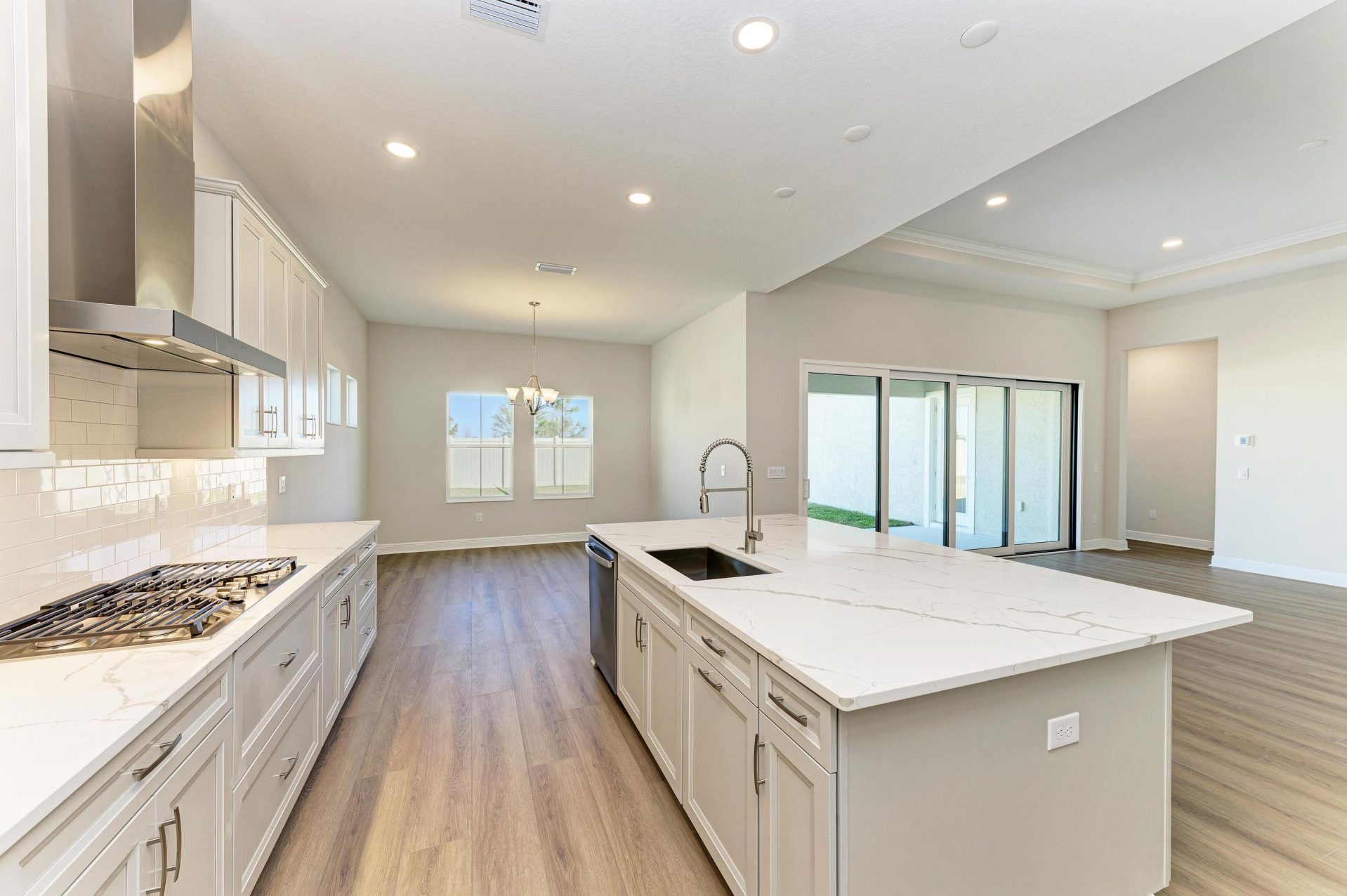 10858 Spring Sapling - KITCHEN