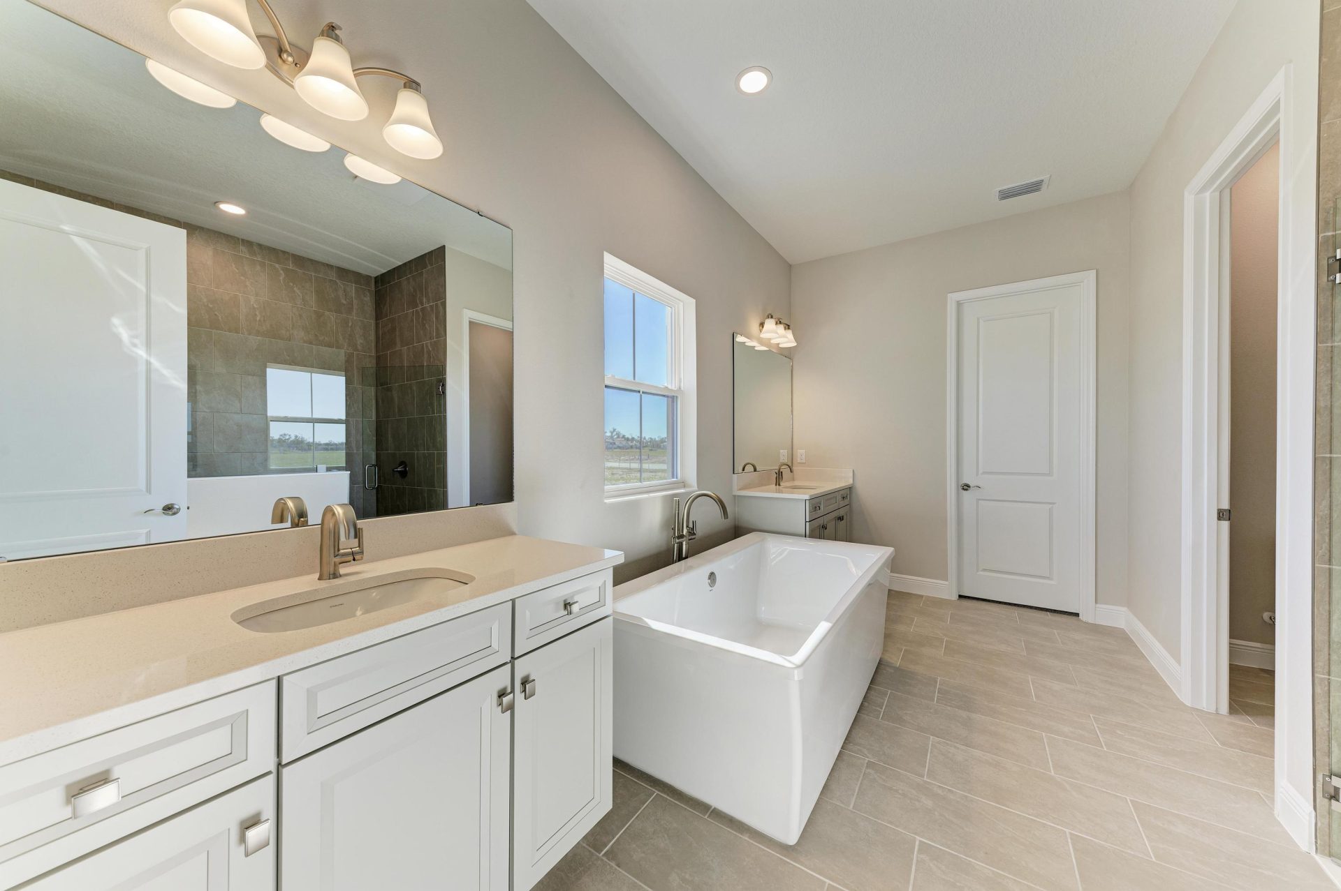 10858 Spring Sapling - MASTER BATH