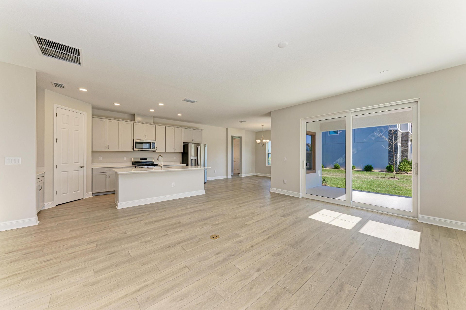 8502 Dove Bog - GRAND