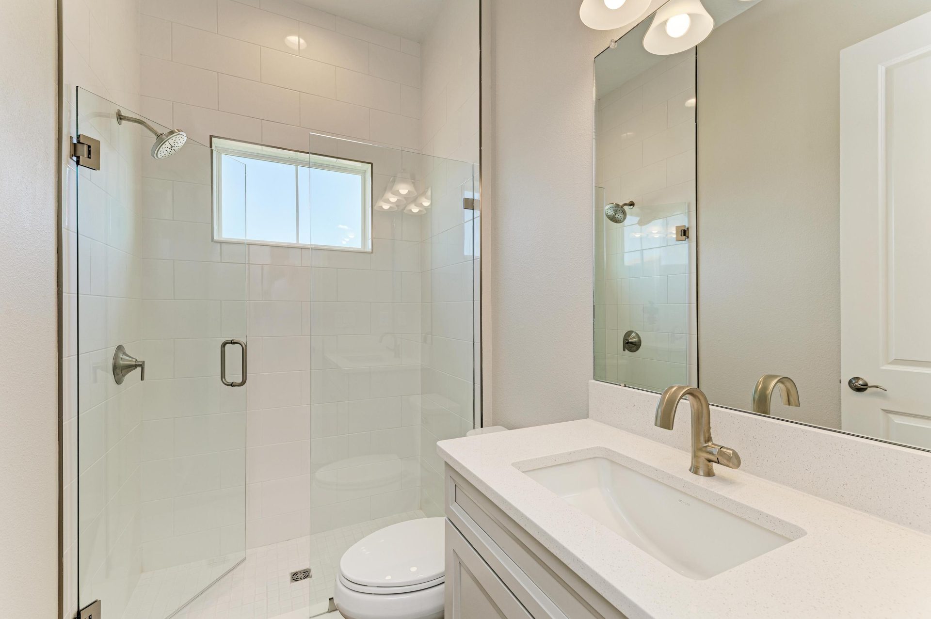 Biscayne II - 35576 Big Hawk Dr - Secondary Bathroom