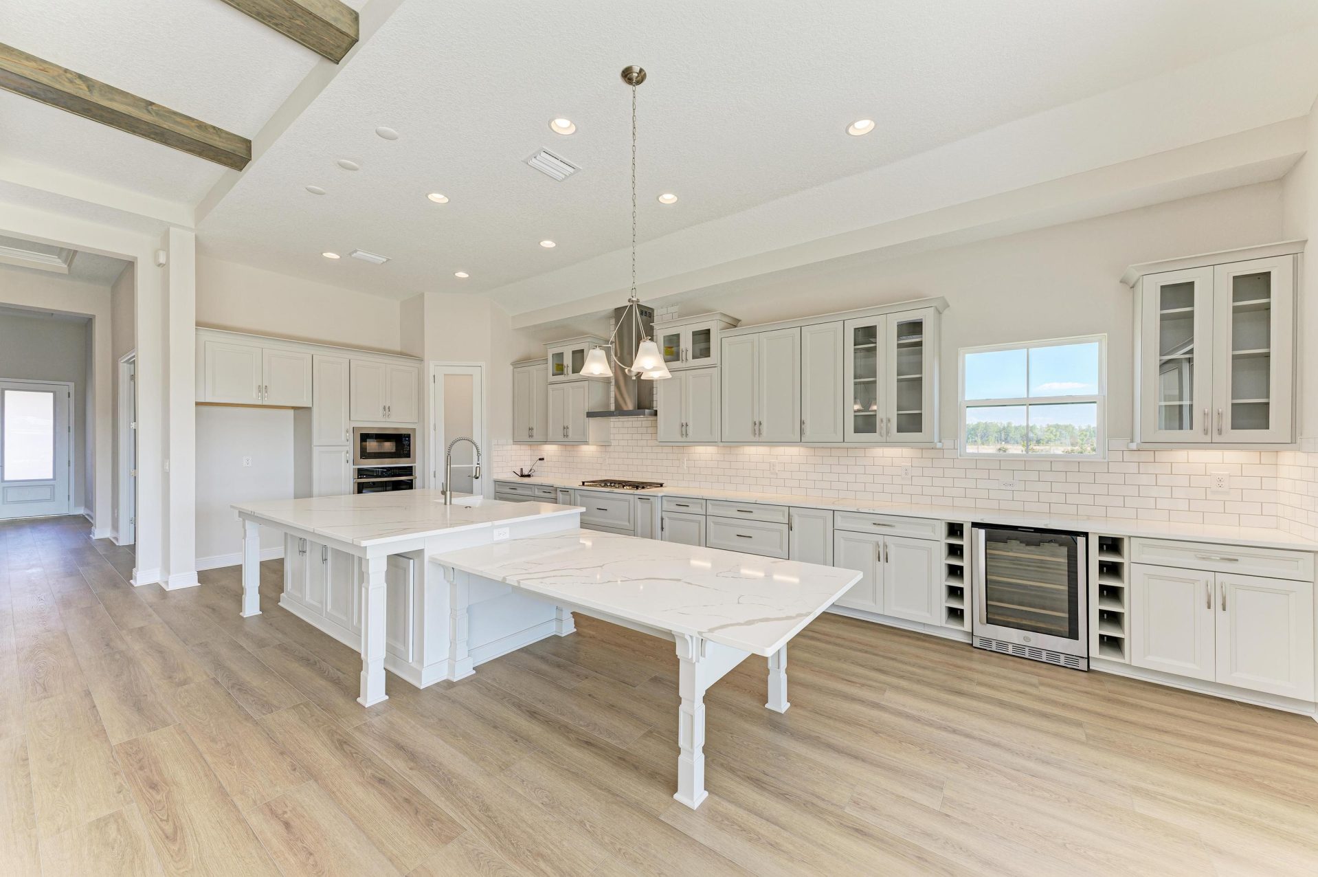 Biscayne II - 35576 Big Hawk Dr - Gourmet Kitchen