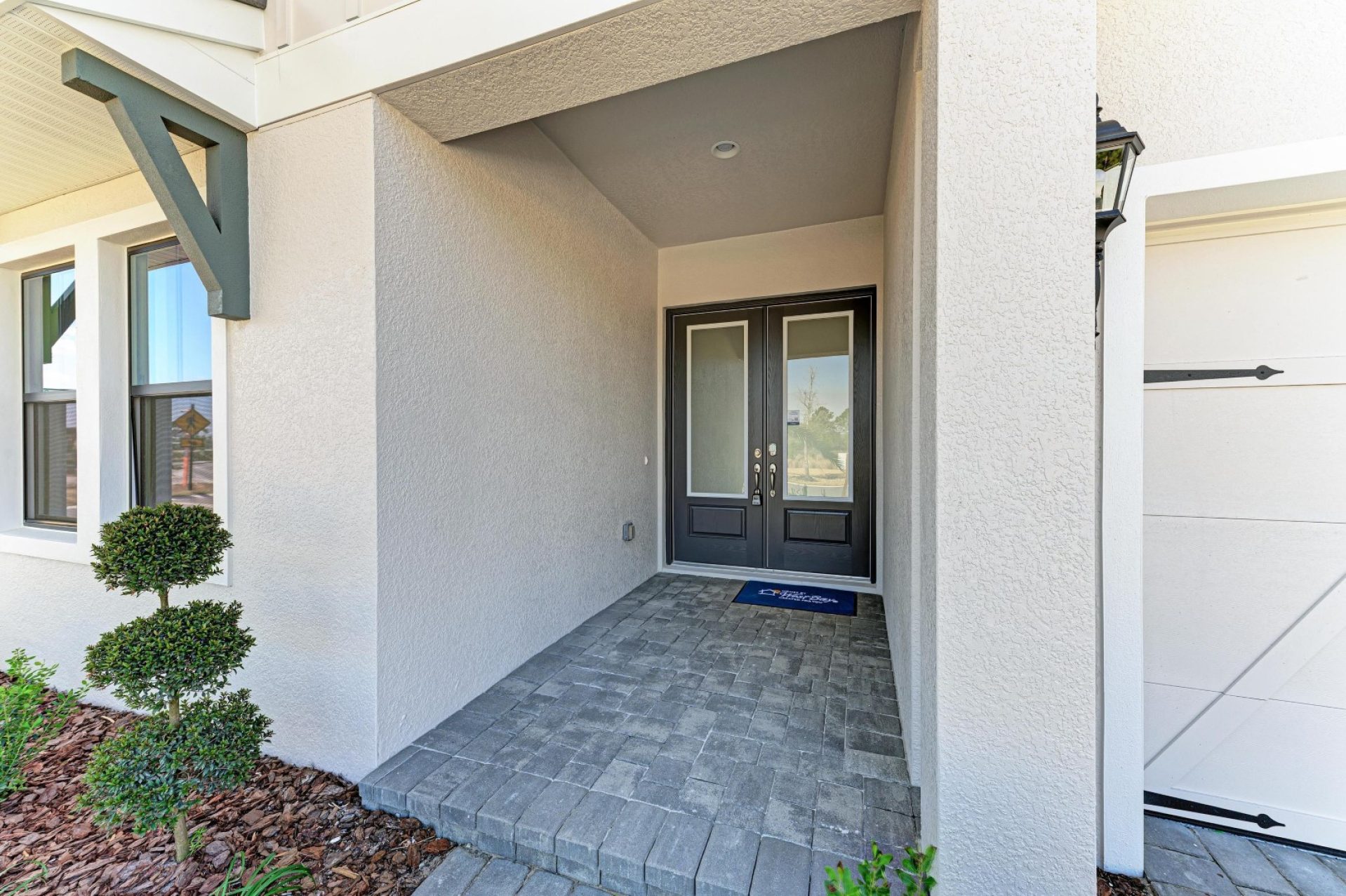 Biscayne II - 35576 Big Haw Dr - Front Entry