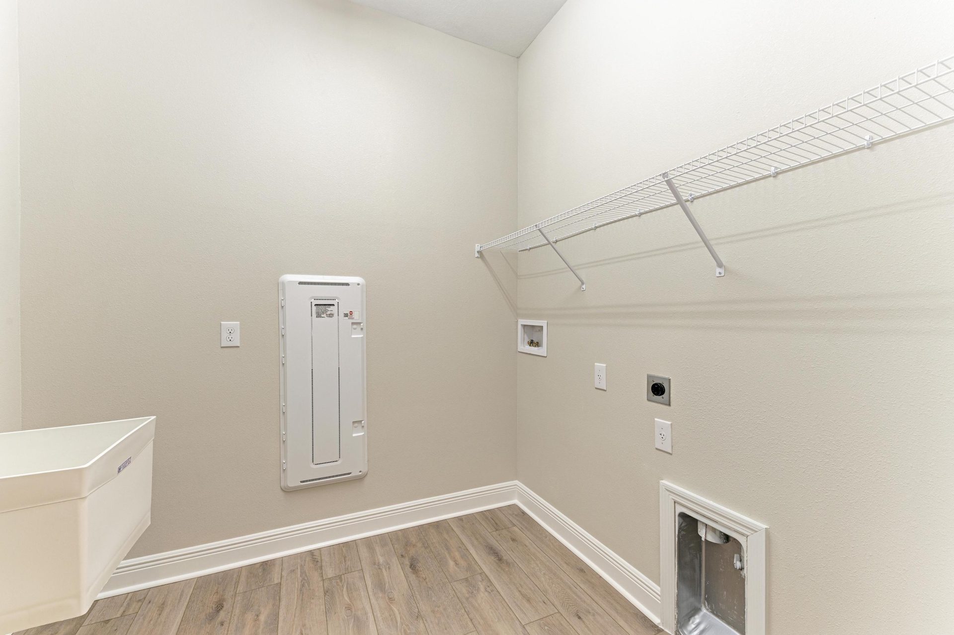 Bayport II - 10862 Spring Sapling Cir - Laundry