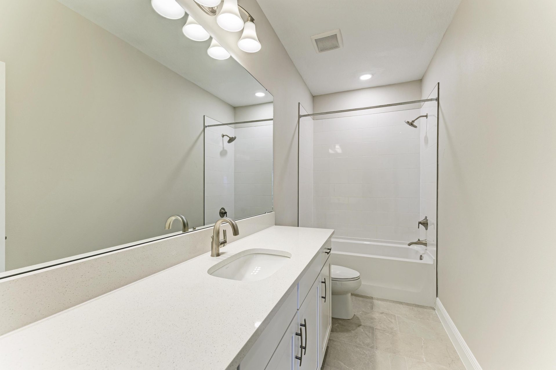 Bayport II - 10862 Spring Sapling Cir - Secondary Bathroom