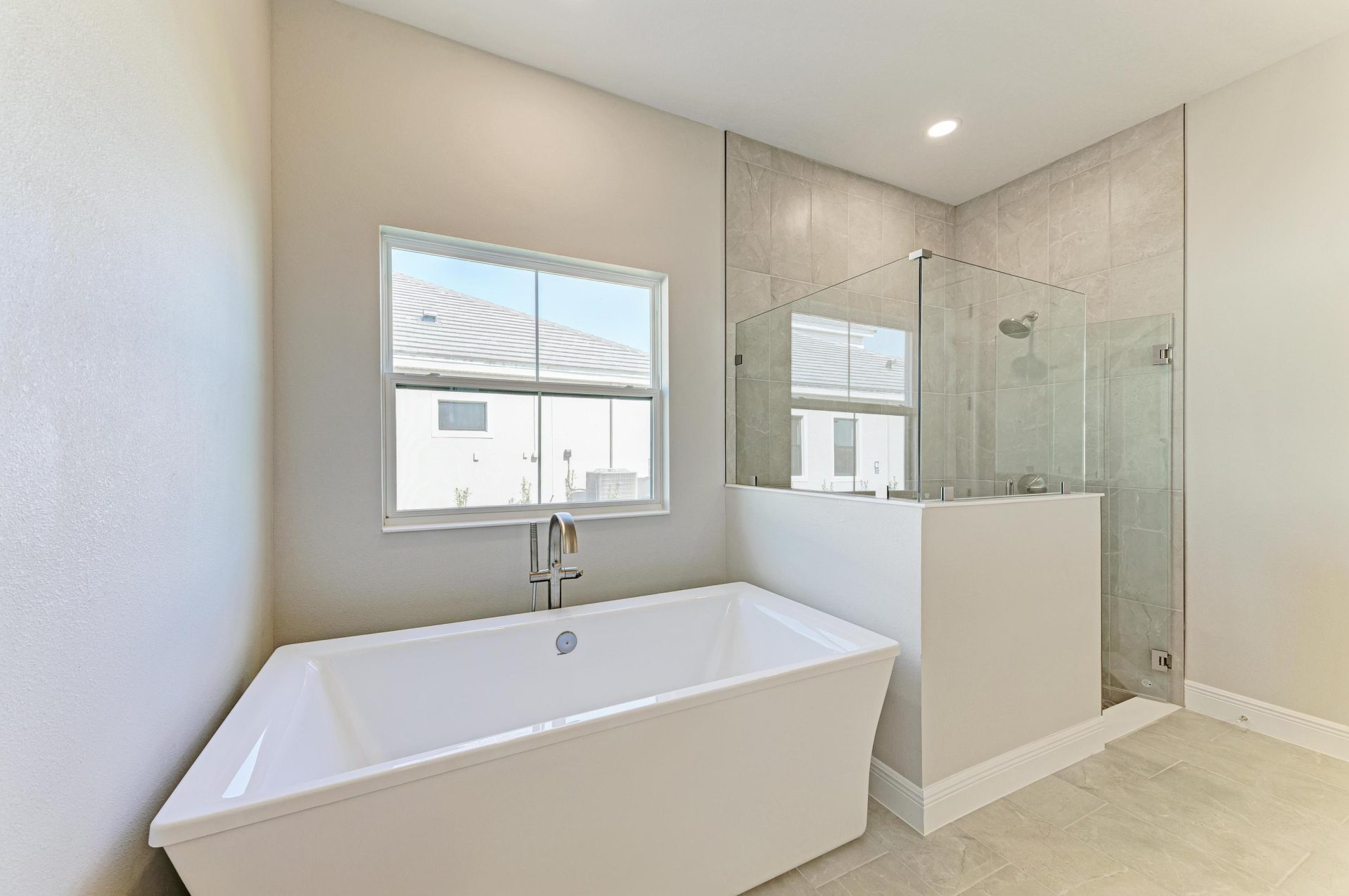 Bayport II - 10862 Spring Sapling Cir - Owner's Retreat