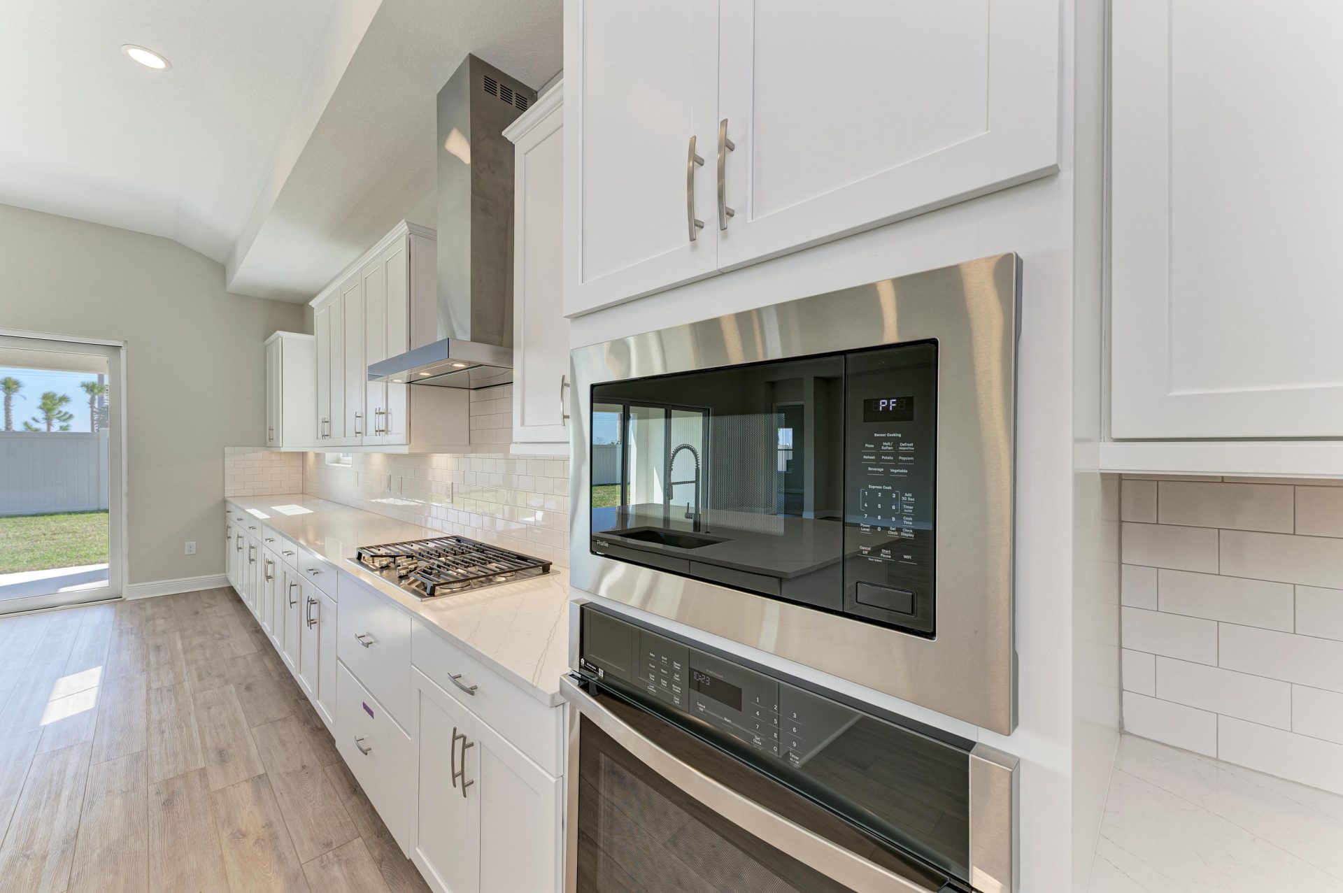 Bayport II - 10862 Spring Sapling Cir - Gourmet Kitchen