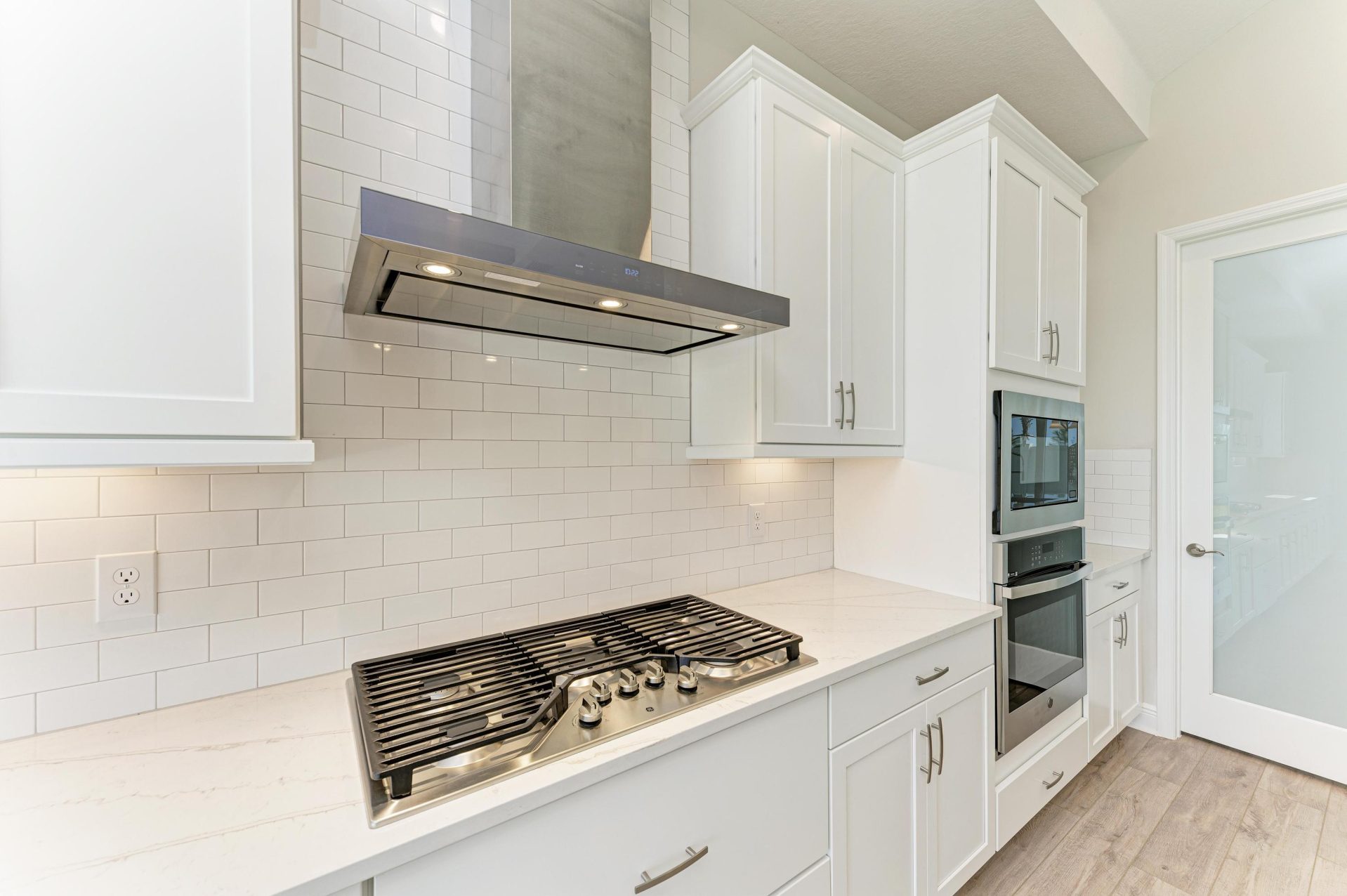 Bayport II - 10862 Spring Sapling Cir - Gourmet Kitchen