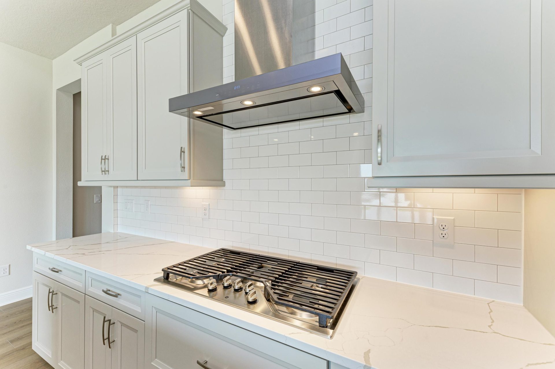 Islamorada II - 10307 Ashaway Dr - Gourmet Kitchen