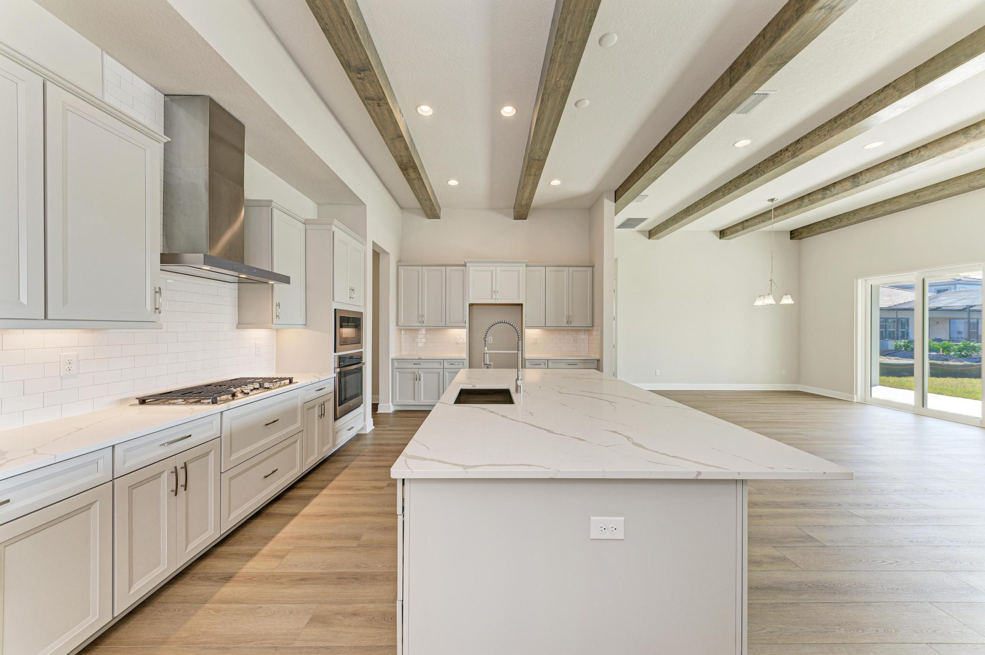 Islamorada II - 10307 Ashaway Dr - Gourmet Kitchen