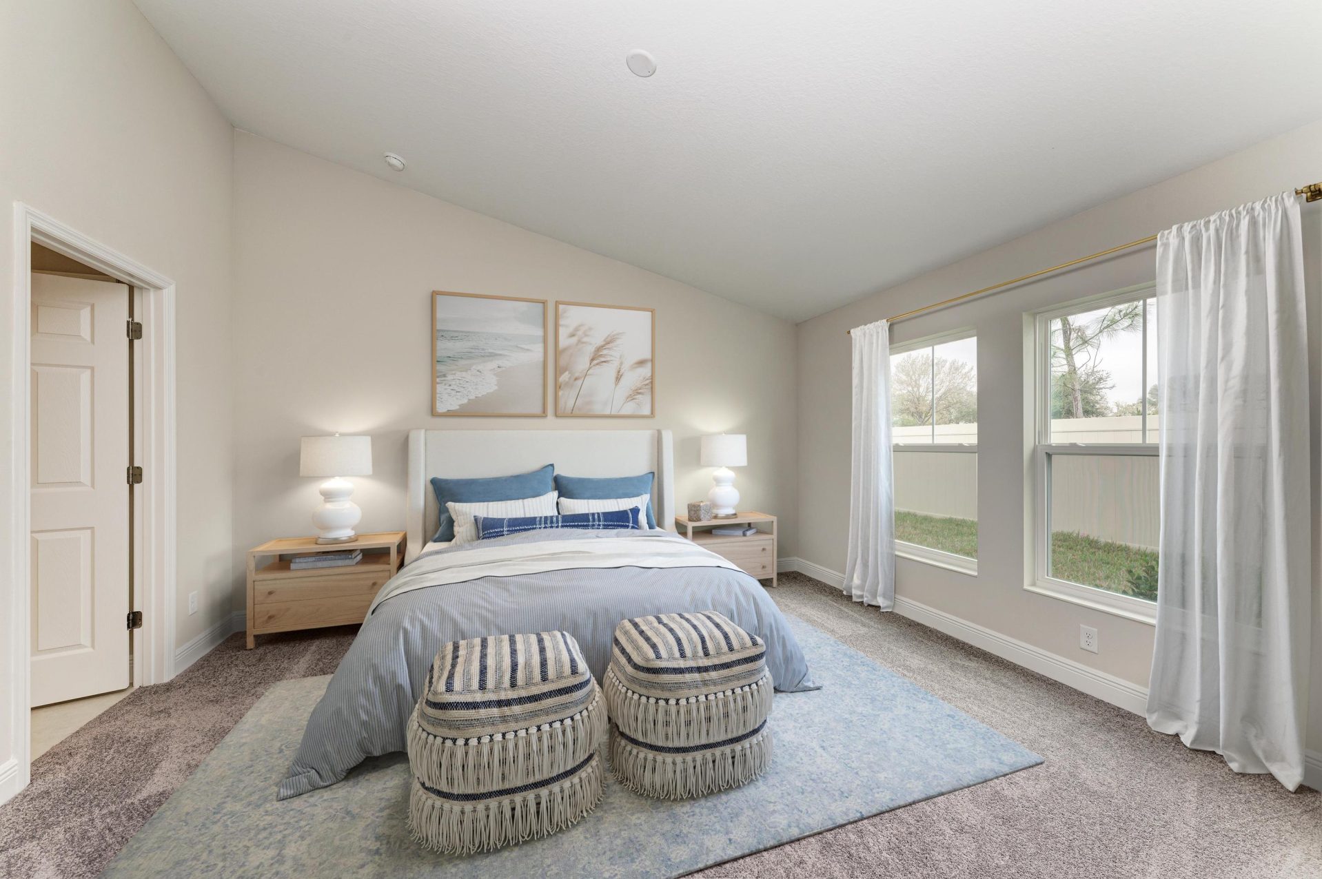 Bridgeport B - 12342 Oak Hill Way - Virtual Staging