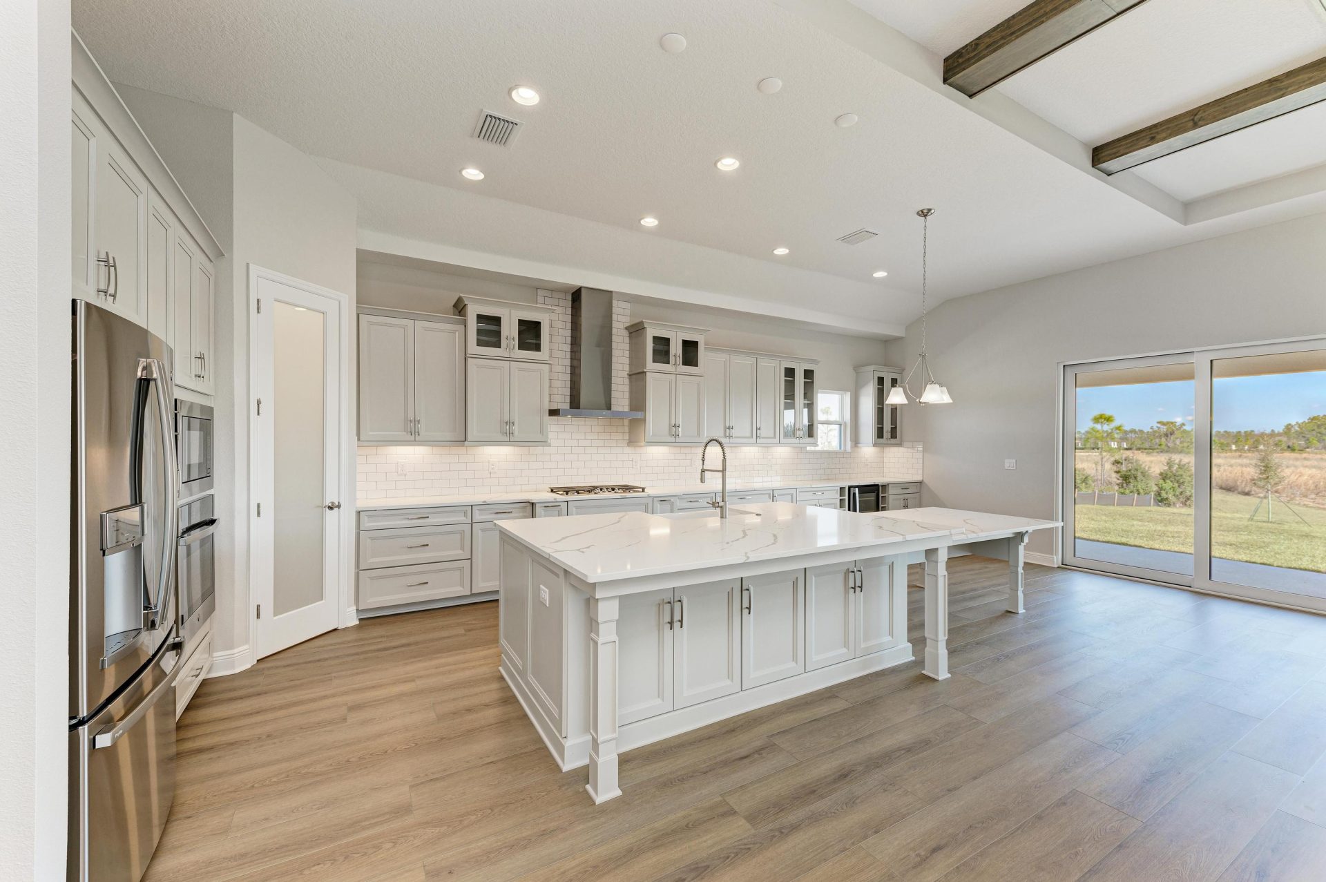 Biscayne II - 2058 Arching Branch - Gourmet Kitchen