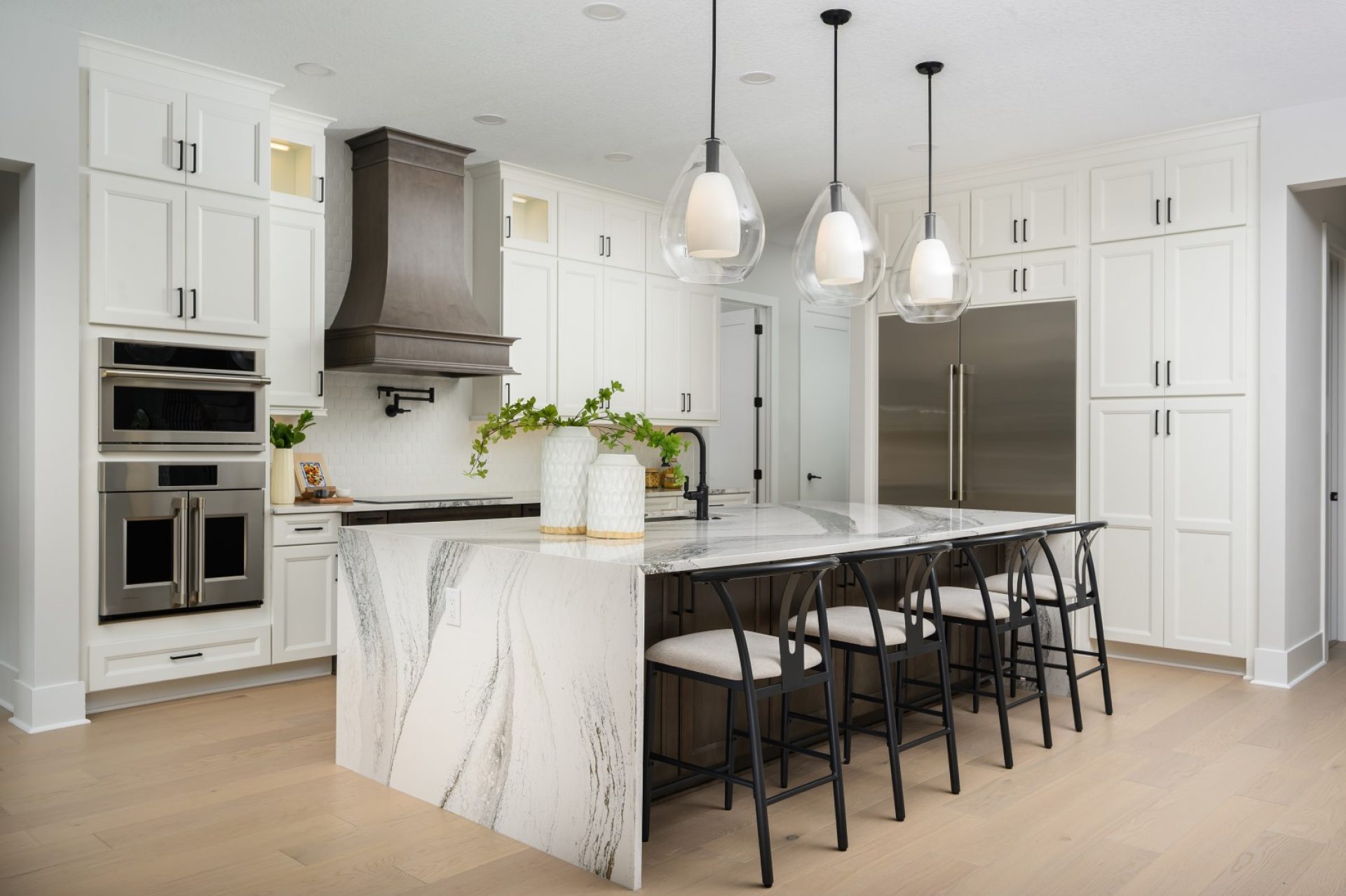 4712 W Clear Ave | Granada A | Gourmet Kitchen