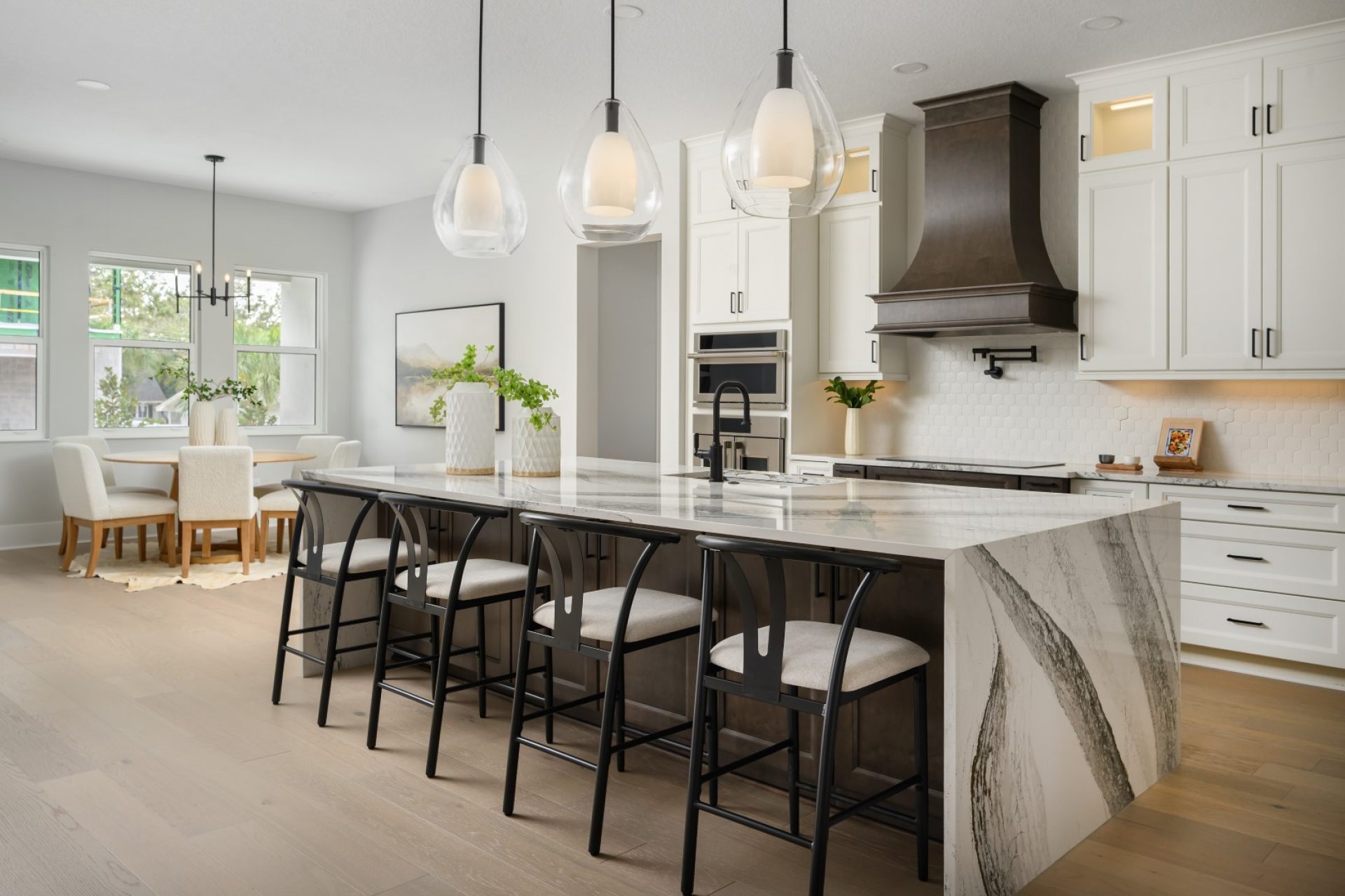 4712 W Clear Ave | Granada A | Gourmet Kitchen