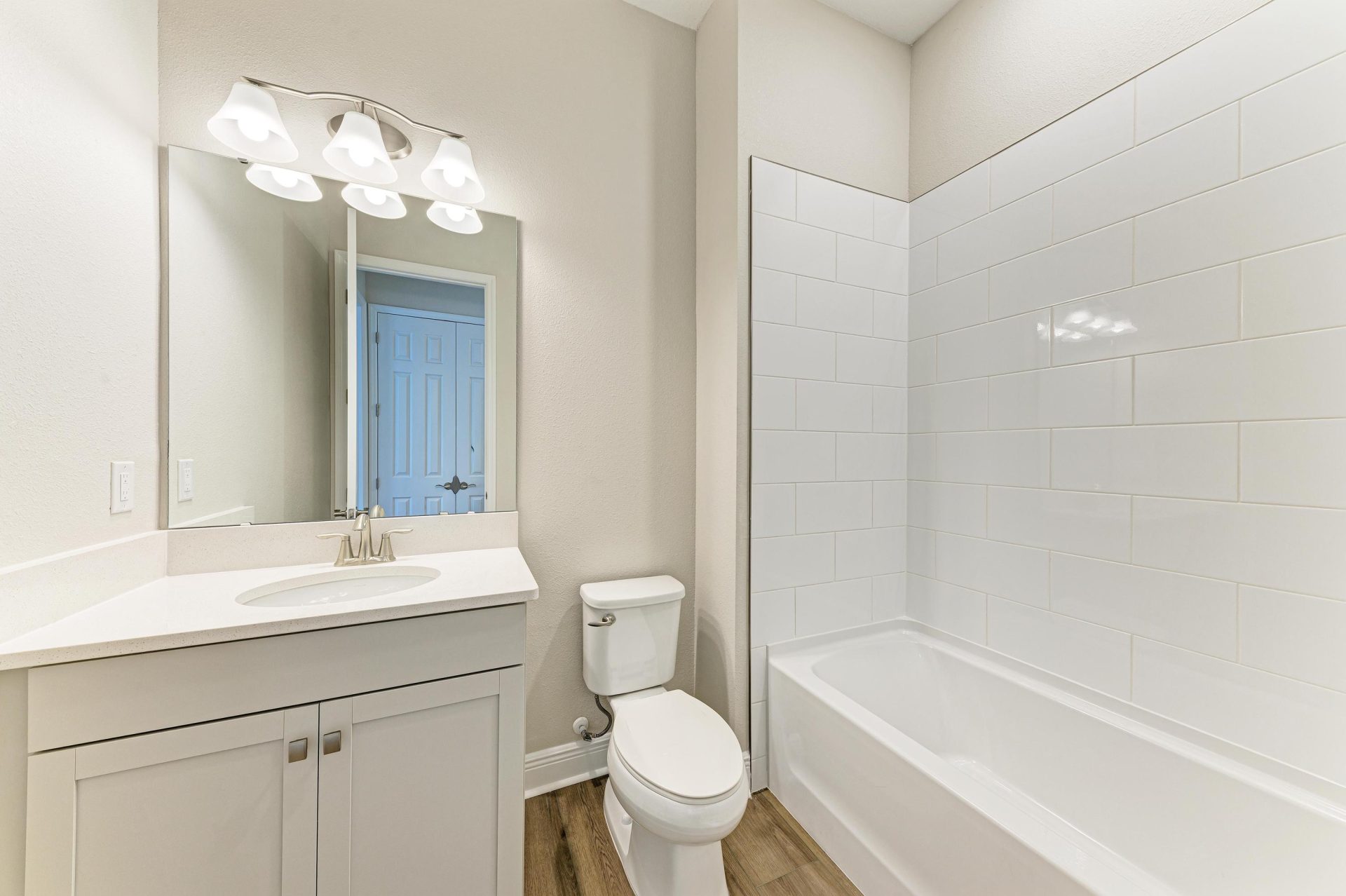 Biscayne I - 13072 Homestead Ln - Secondary Bathroom