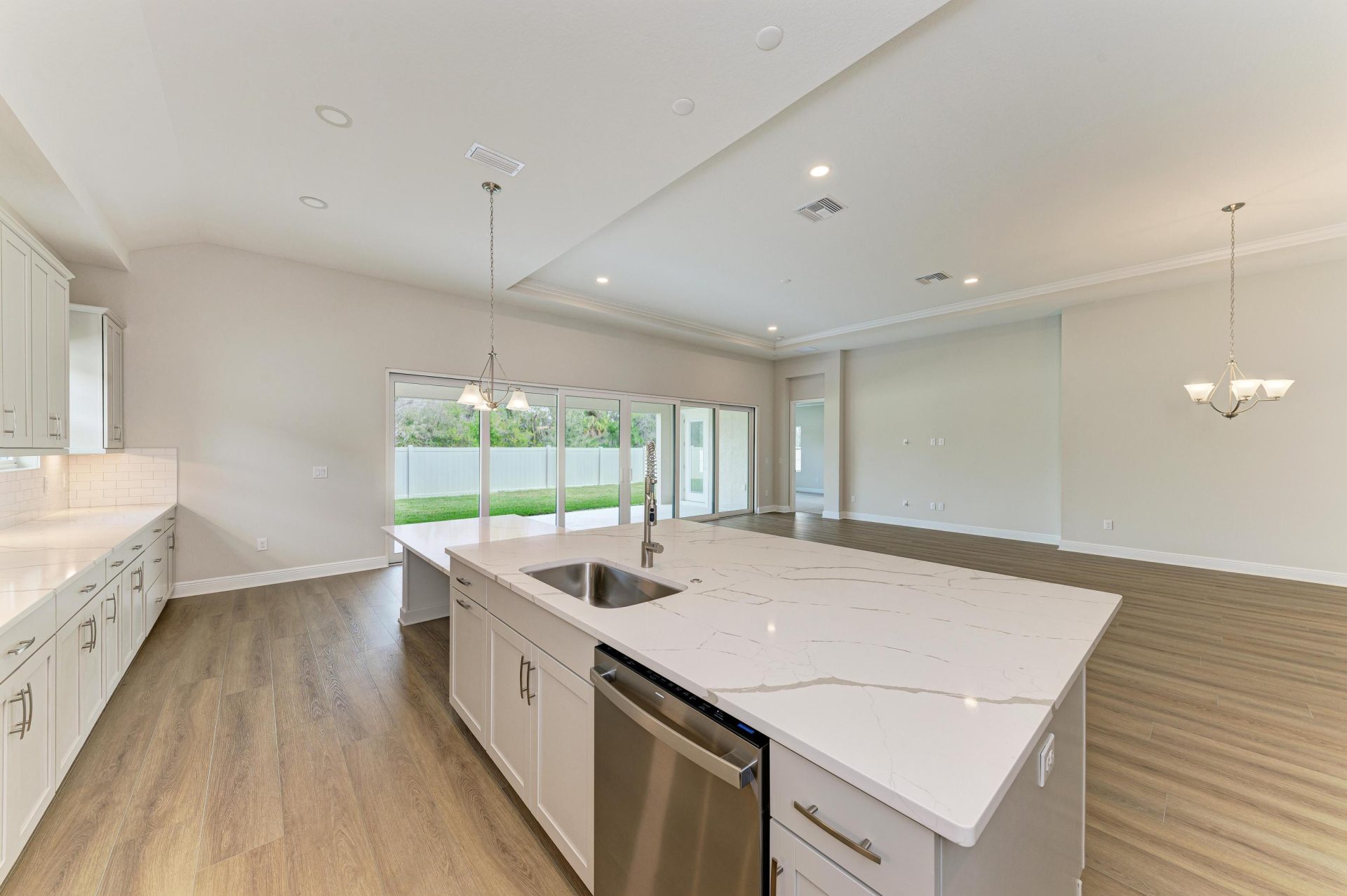 Biscayne I - 13072 Homestead Ln - Gourmet Kitchen