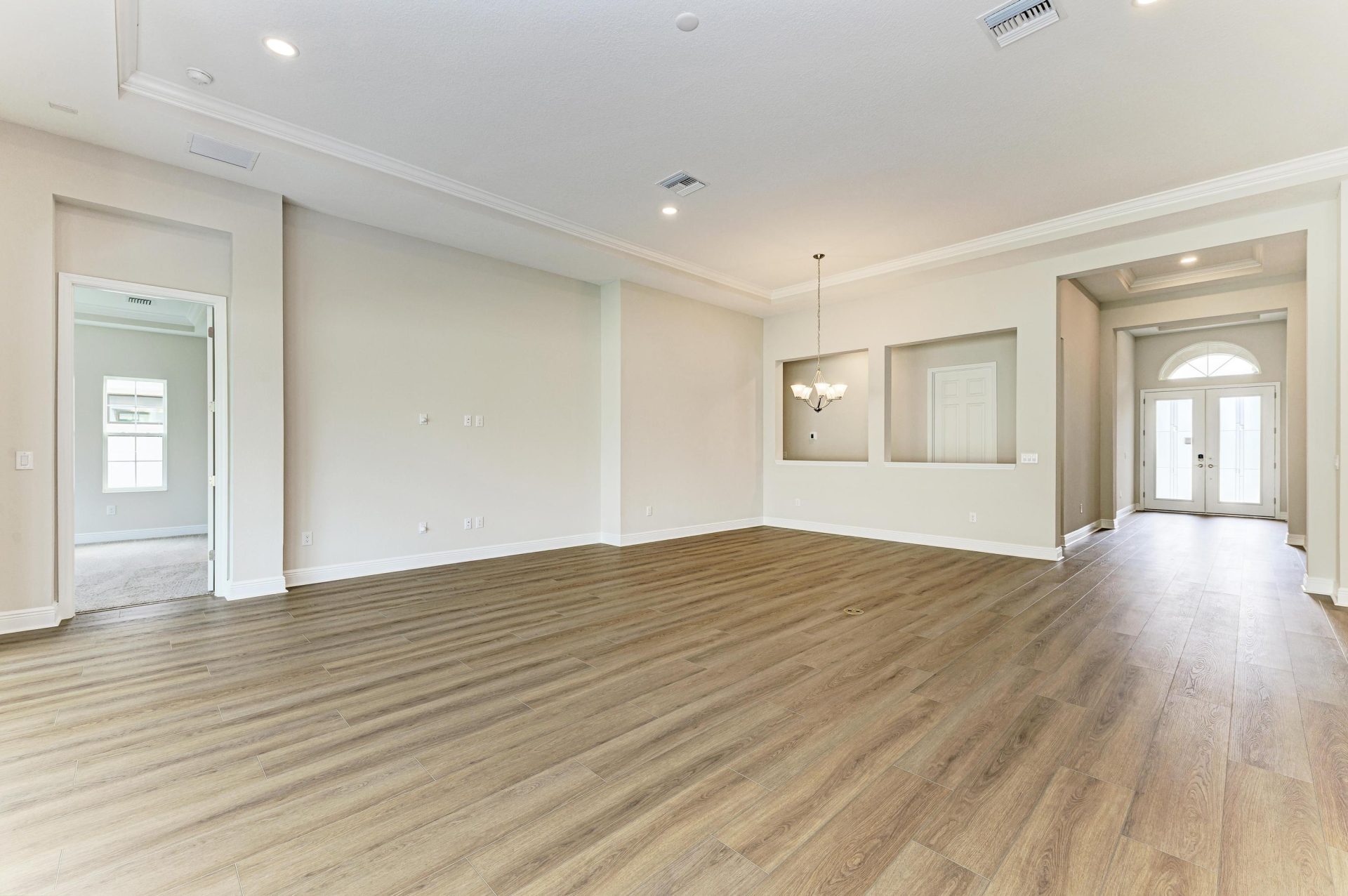 Biscayne I - 13072 Homestead Ln - Grand Room