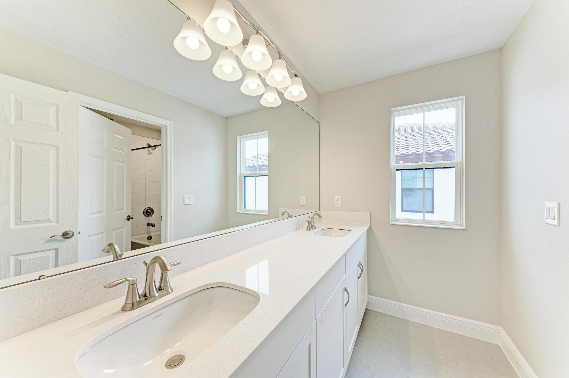 Pelican - 13718 Heartwood Way - Secondary Bathroom