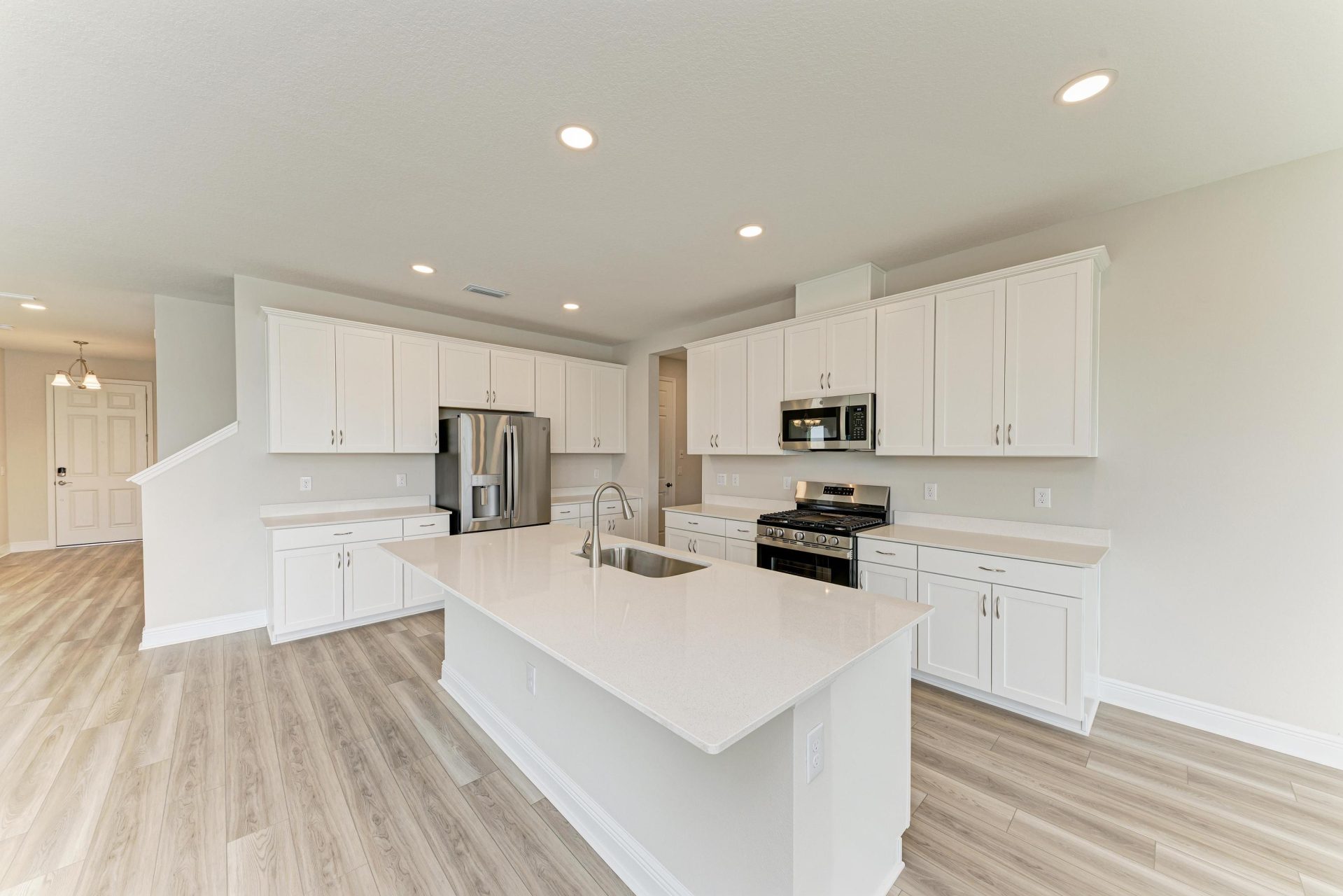 Pelican - 13718 Heartwood Way - Gourmet Kitchen