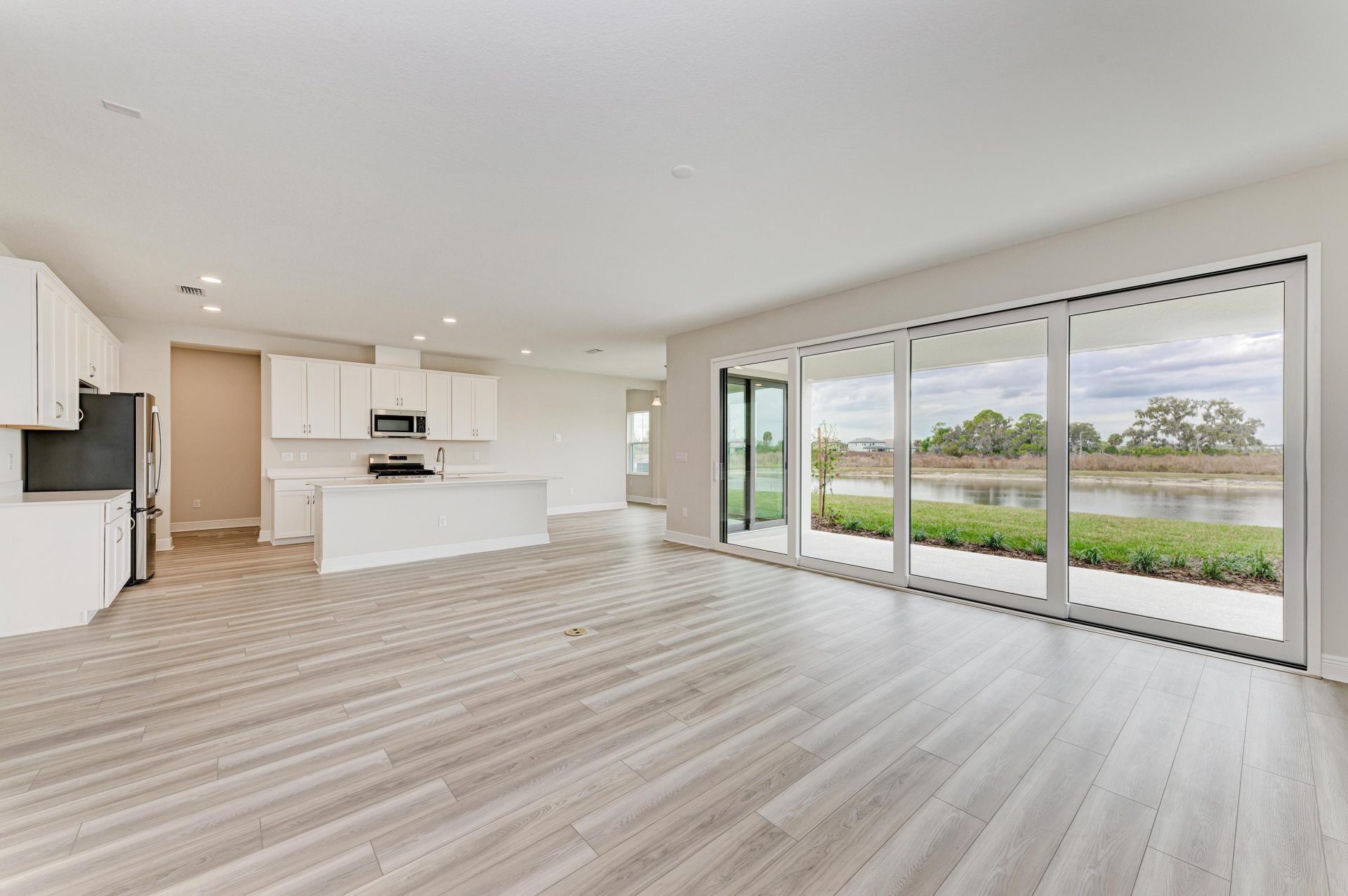 Pelican - 13718 Heartwood Way - Grand Room