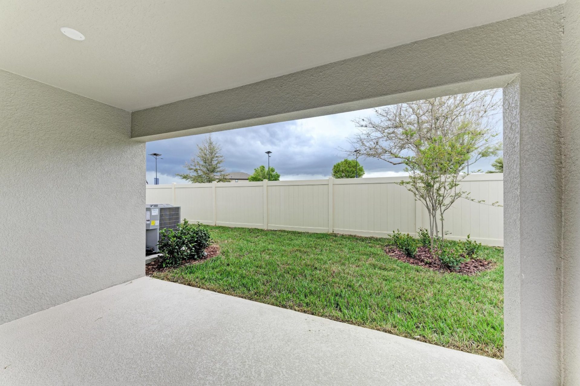 Bridgeport B - 12310 Oak Hill Way - Covered Lanai