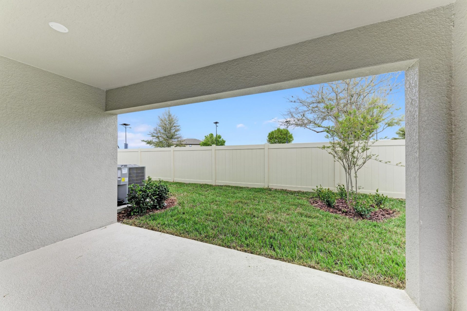 Bridgeport B - 12310 Oak Hill Way - Covered Lanai