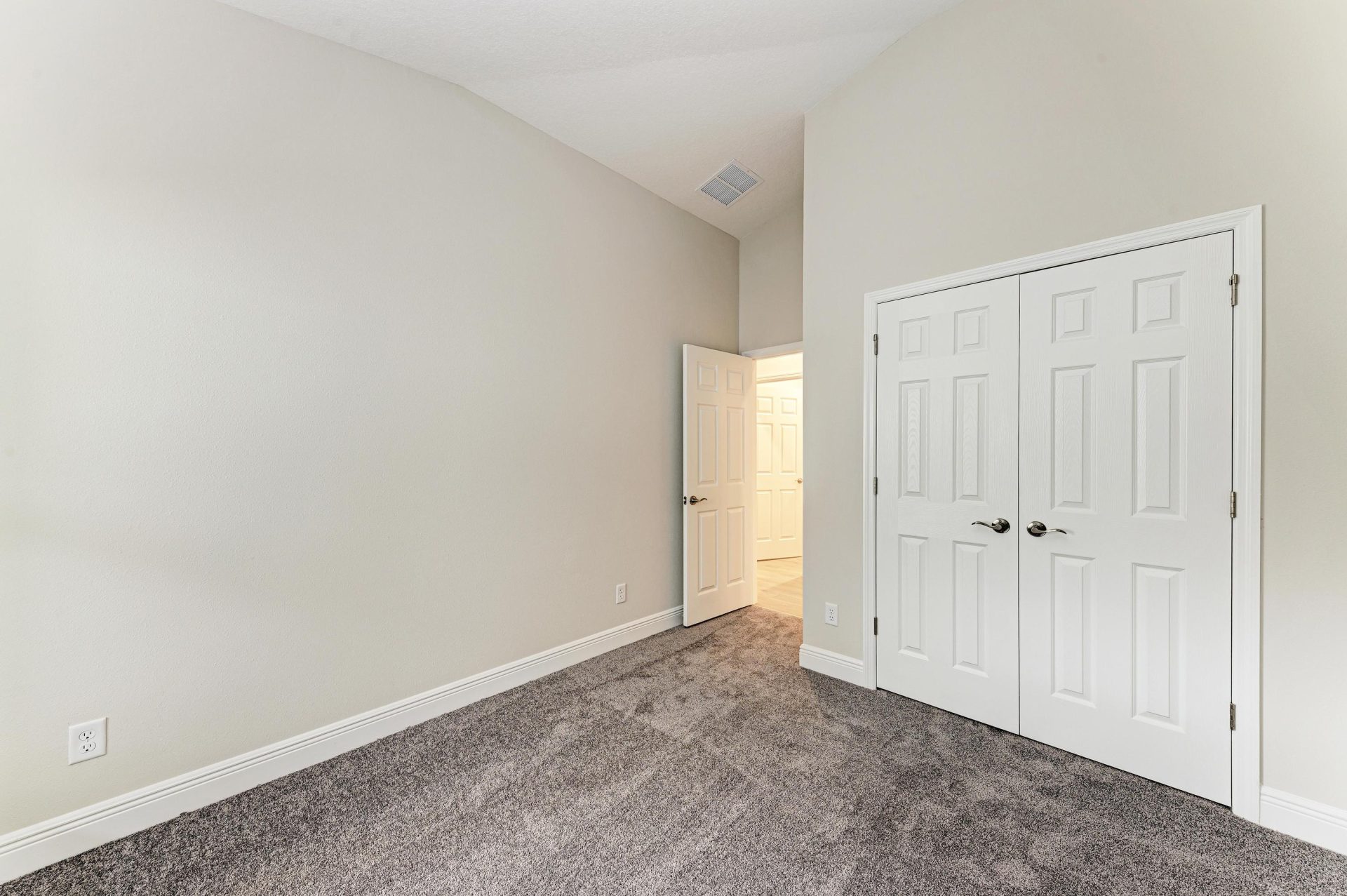 Bridgeport B - 12310 Oak Hill Way - Secondary Bedroom