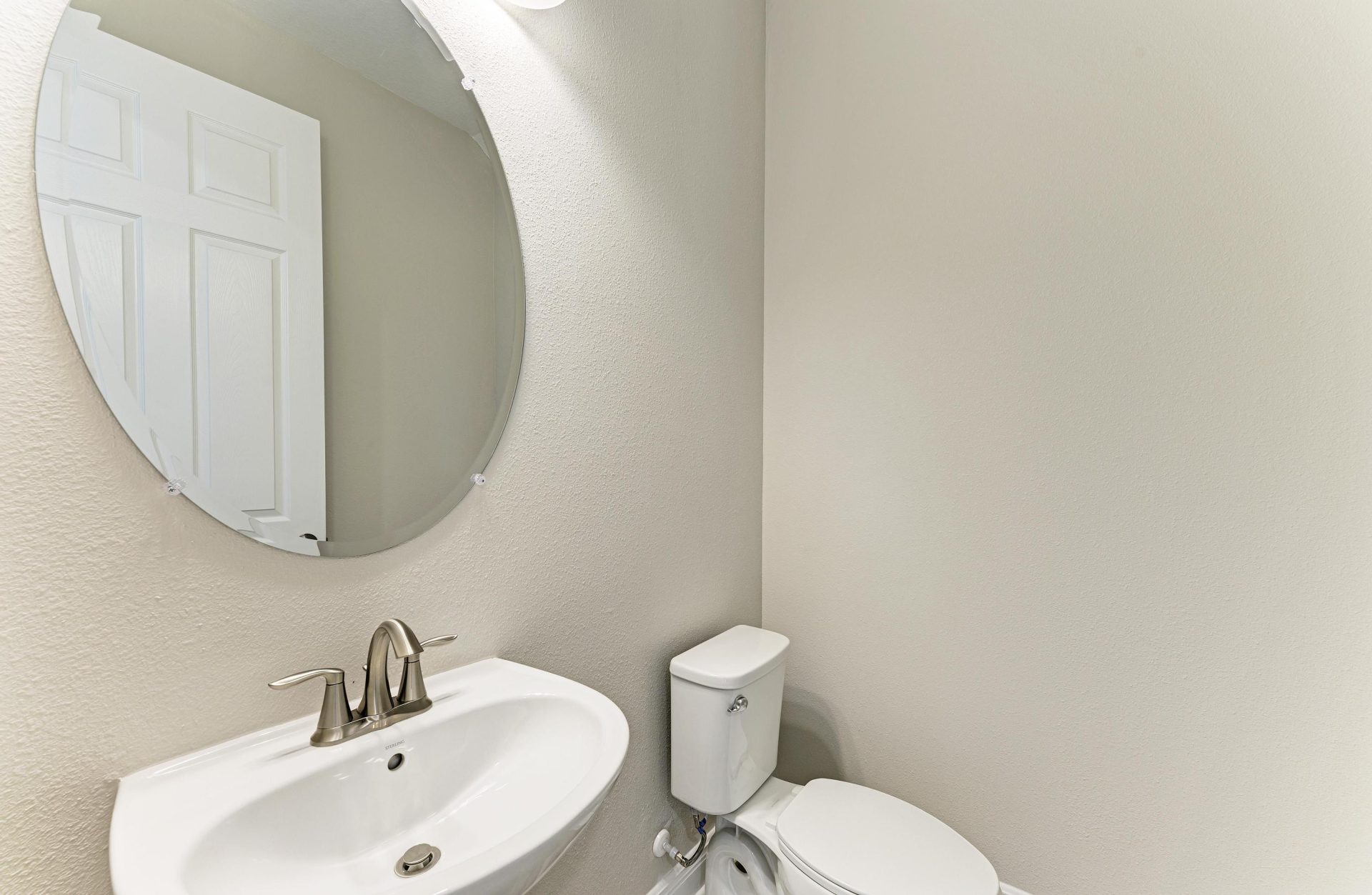 Kingfisher - 8509 Dove Bog Ter - Half Bath