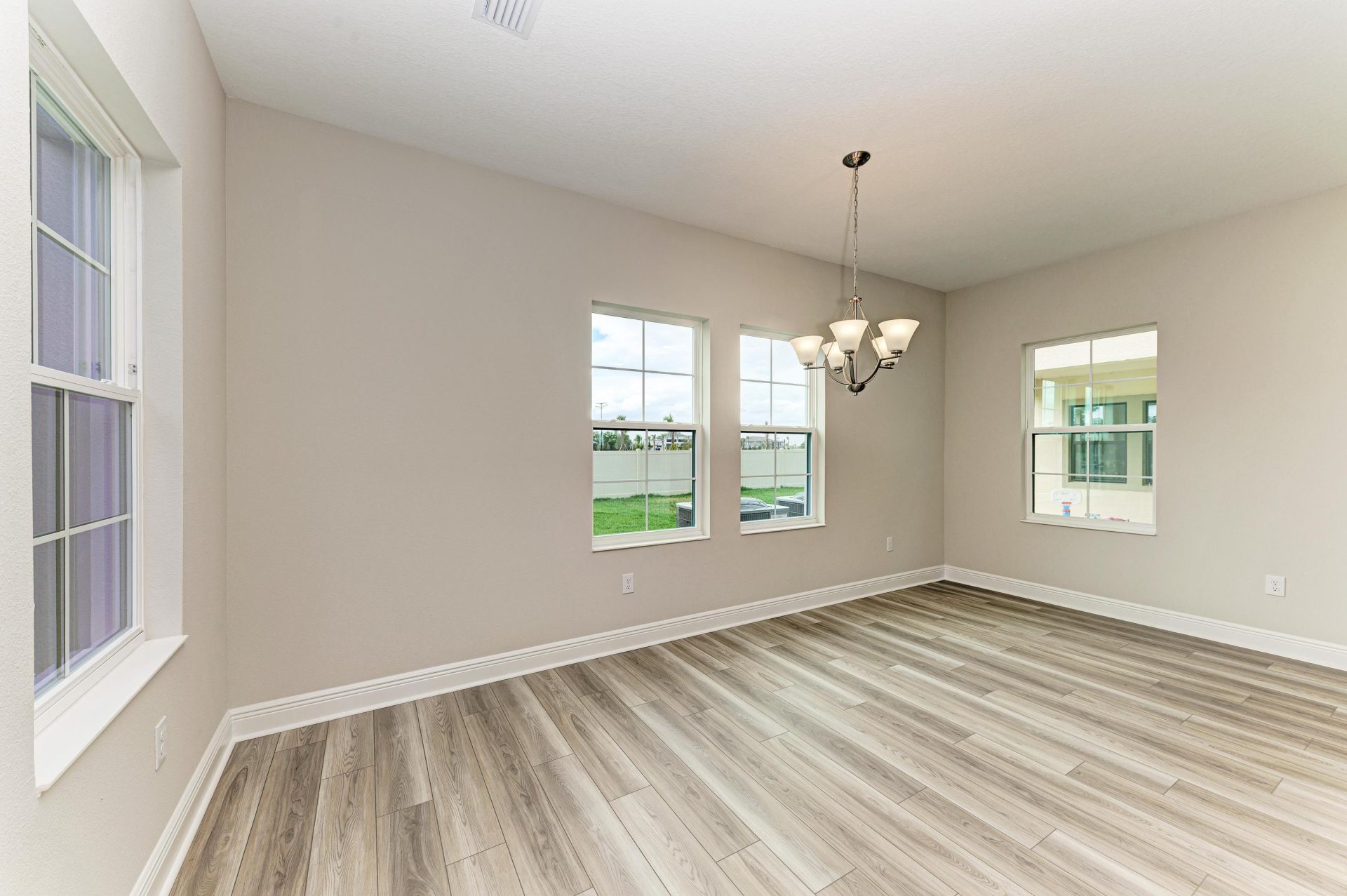 Kingfisher - 8509 Dove Bog Ter - Dining