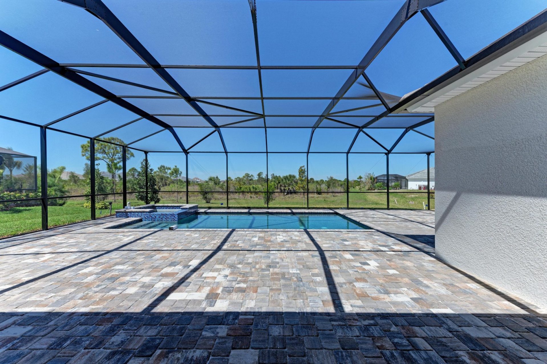 Longboat I - 11270 Blissby St - Pool