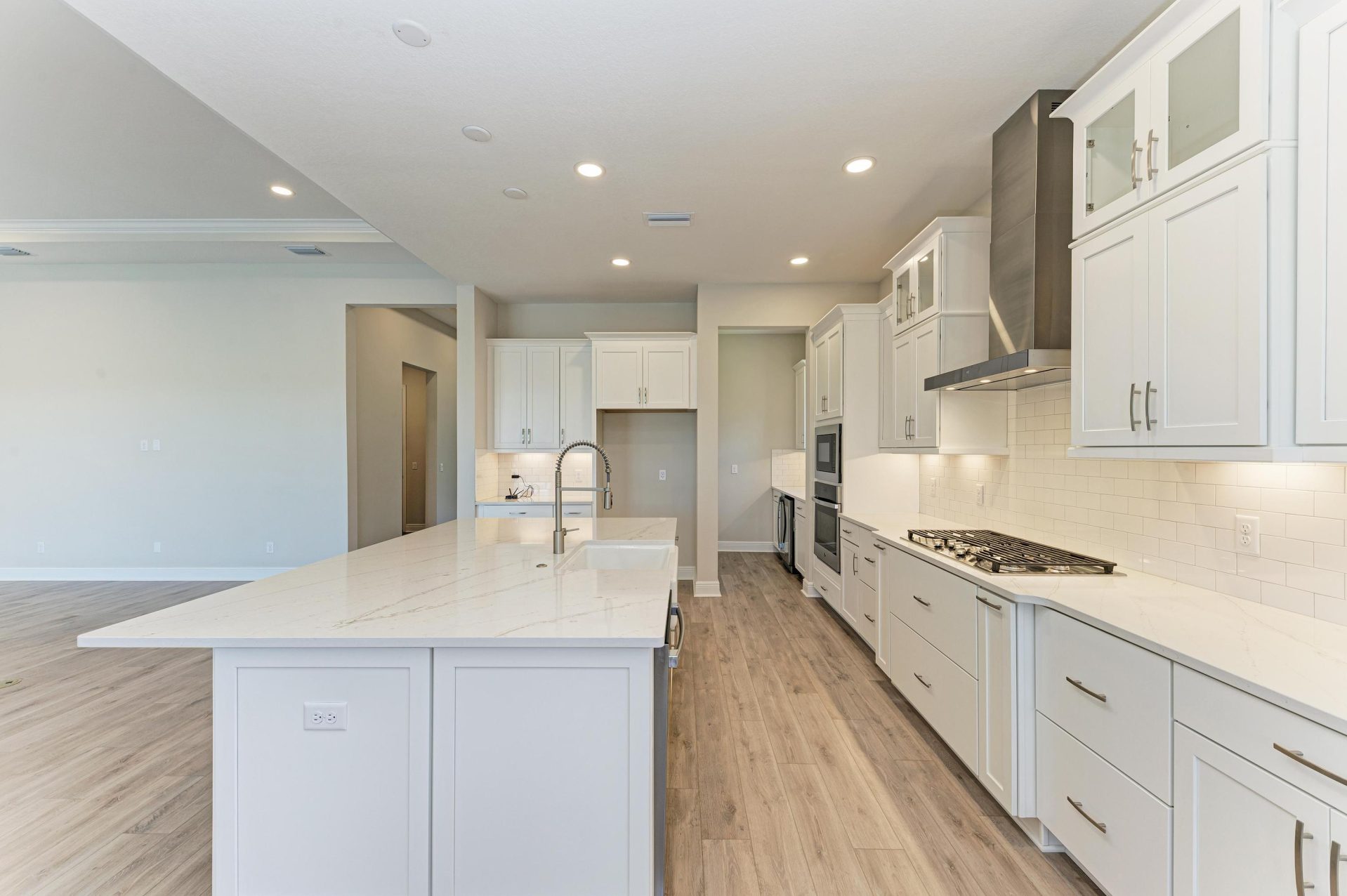 Longboat I - 11270 Blissby St - Gourmet Kitchen