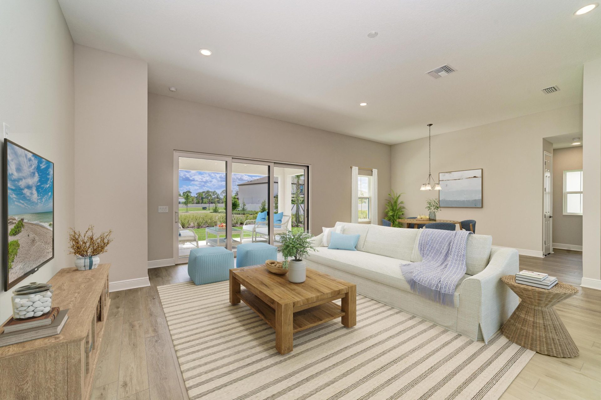 Hyde Park III - 13125 Long Valley Cr - Virtual Staging