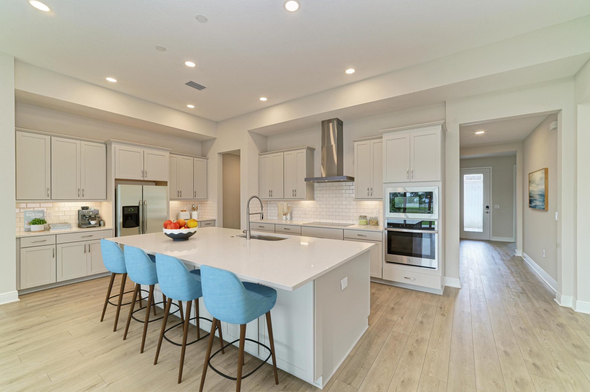 Hyde Park III - 13125 Long Valley Cr - Virtual Staging