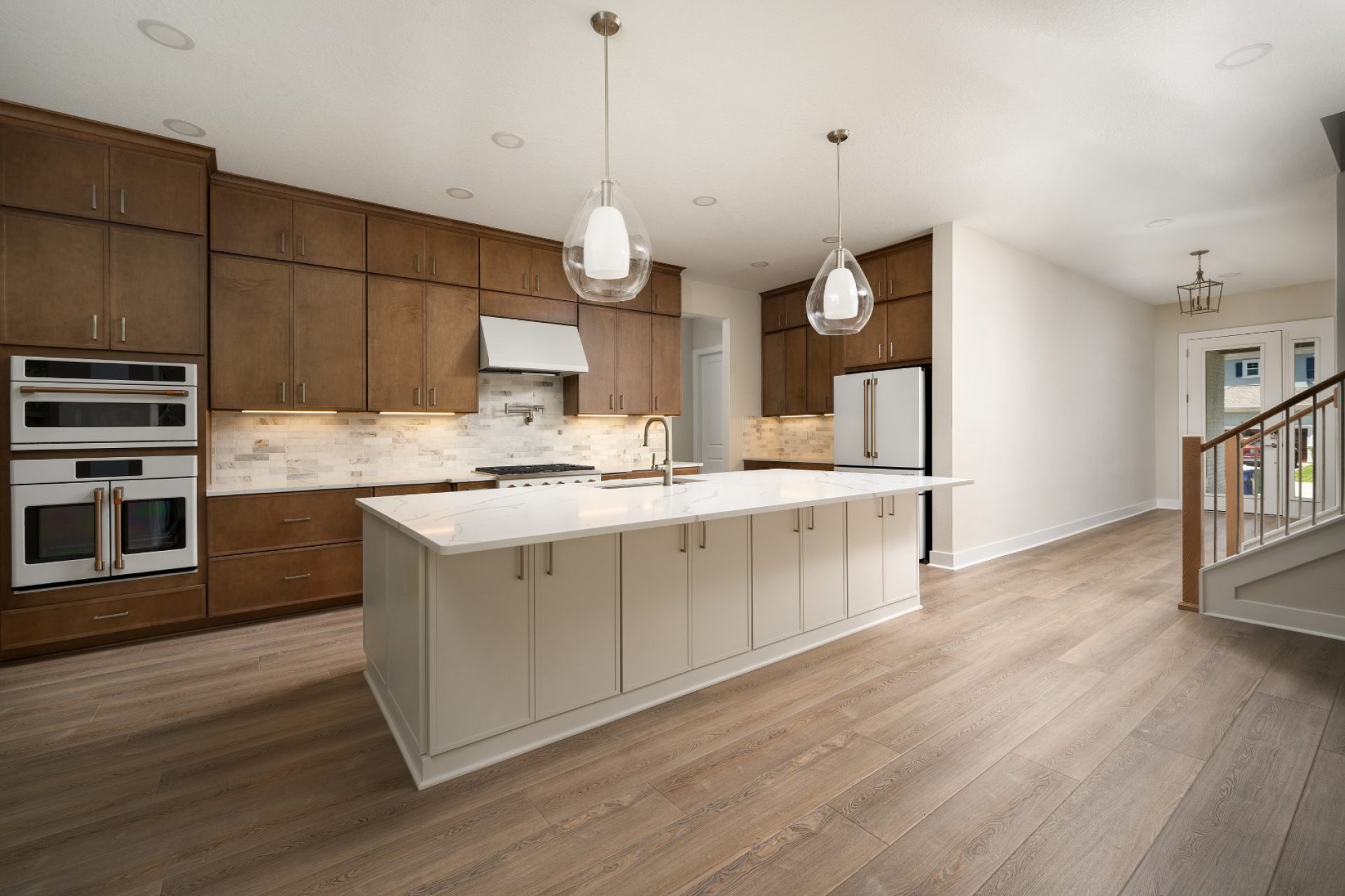 4018 W Cleveland St | Avocet B | Gourmet Kitchen